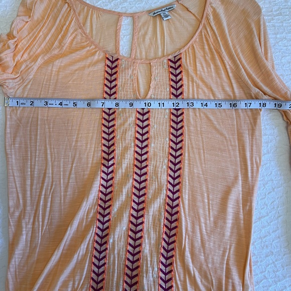 America Eagle Peach Southwestern Top - Picture 6 of 7
